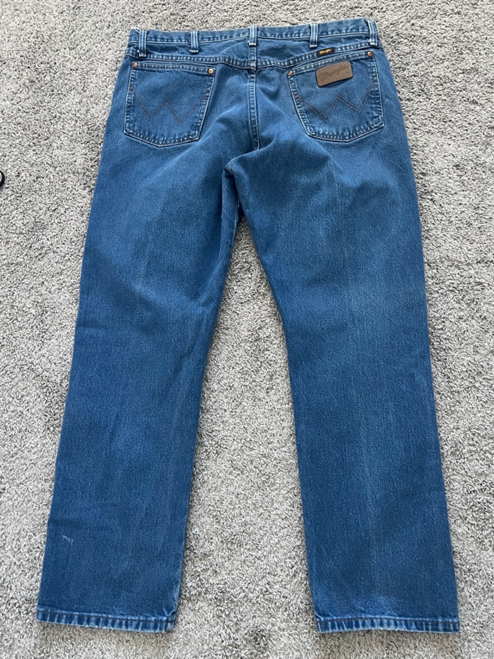 Wrangler 13MWZPW Cowboy Cut Men's Straight-Leg Blue Denim Jeans - Size 38x30 - Picture 2 of 13